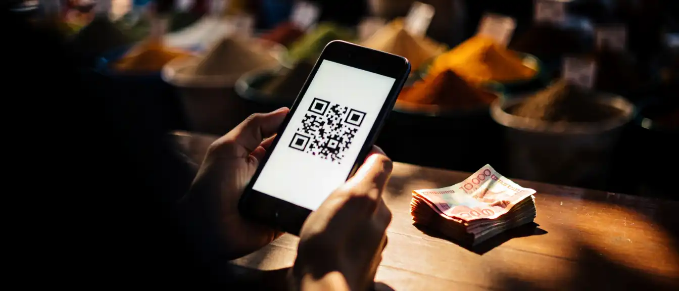 Наличные или QR-код: как россияне привыкли платить в зарубежных поездках