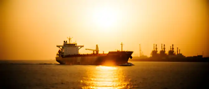 Индийские покупатели получают рекордные скидки на российскую нефть Urals