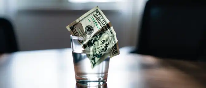 Прогноз на сто: увидим ли мы доллар по 100 рублей?